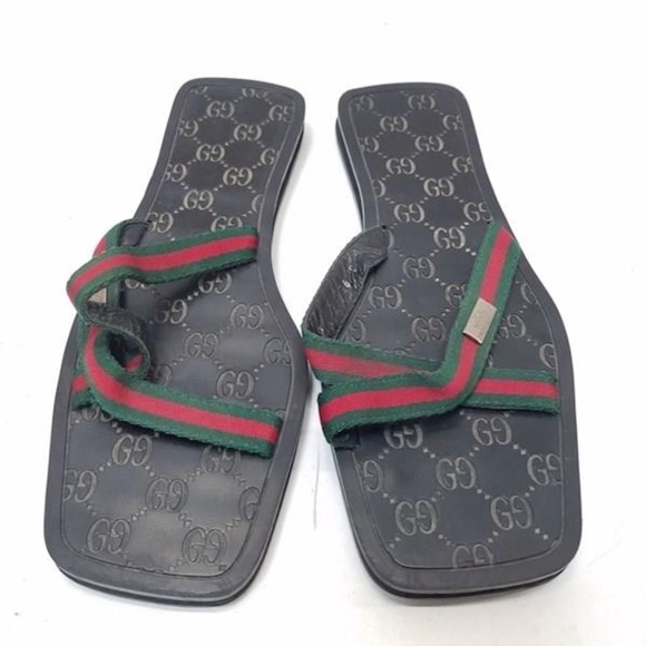Gucci Black Sandals with Red and Green Accents - Picture 4 of 16